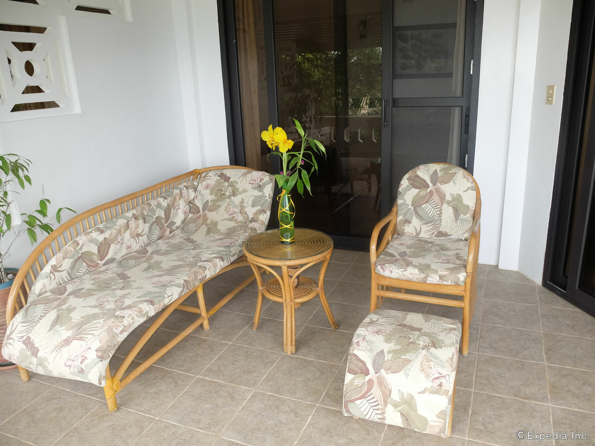 Argonauta Apartment Suites Yapak 外观 照片